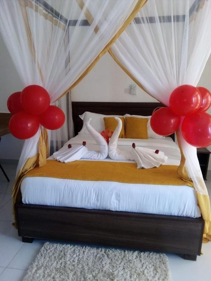 Diani Palm Resort Diani Beach Dış mekan fotoğraf